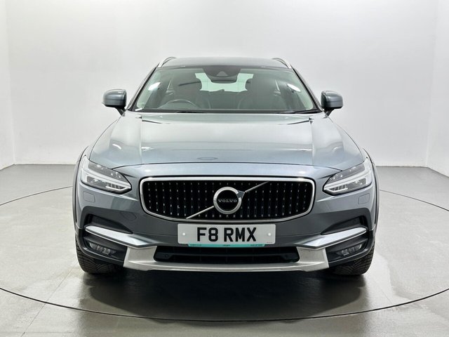 2020 Volvo V90 Cross Country - Photo 3