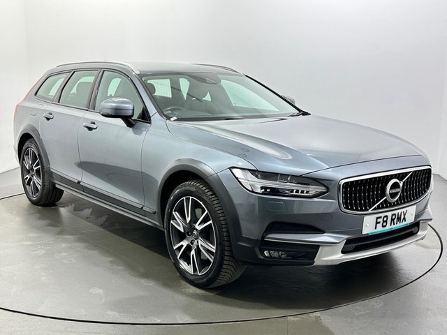 2020 Volvo V90 Cross Country