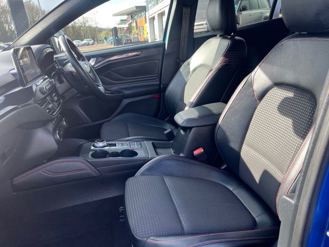 2021 Ford Focus 1L St-Line X 5dr - Photo 9