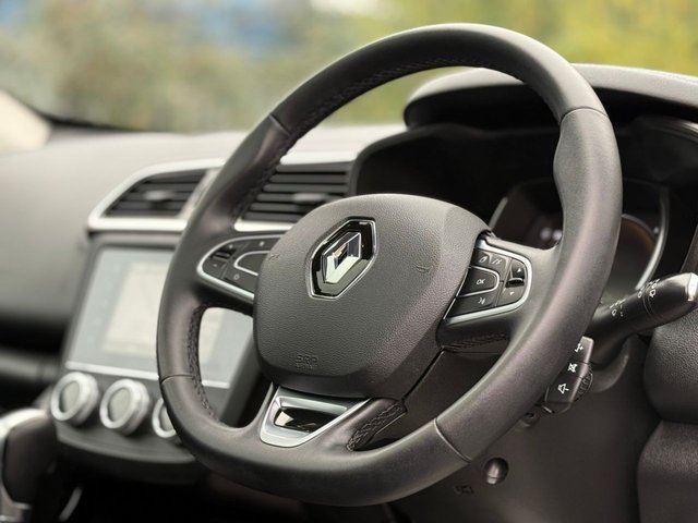 2020 Renault Kadjar 1.3L S Edition 5dr - Photo 9
