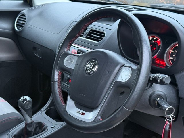 2015 MG MG3 1.5L 3style 5dr - Photo 9