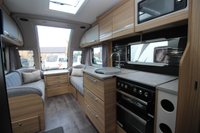 USED 2024 BAILEY UNICORN VIGO Single Axle Fixed Transverse Island Bed