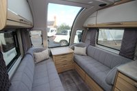 USED 2024 BAILEY UNICORN VIGO Single Axle Fixed Transverse Island Bed