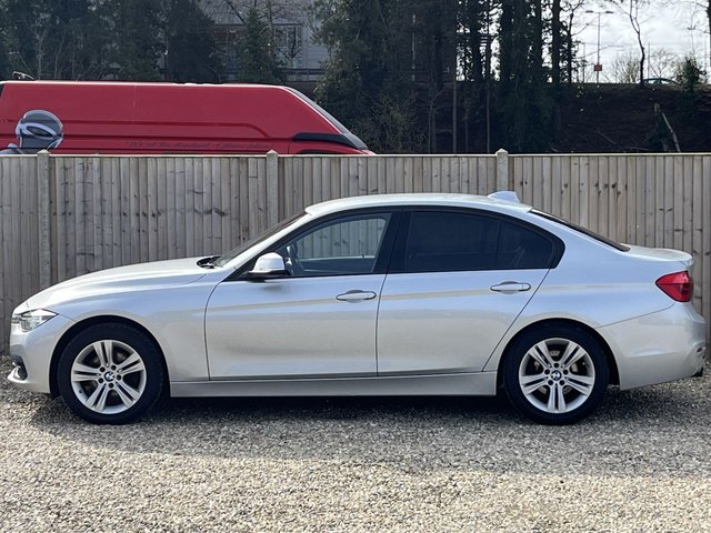 2018 BMW 3 SERIES - Photo 2