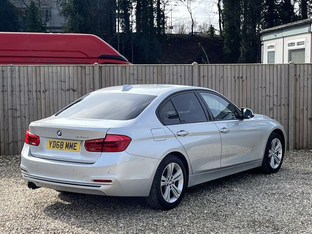 2018 BMW 3 SERIES - Photo 5