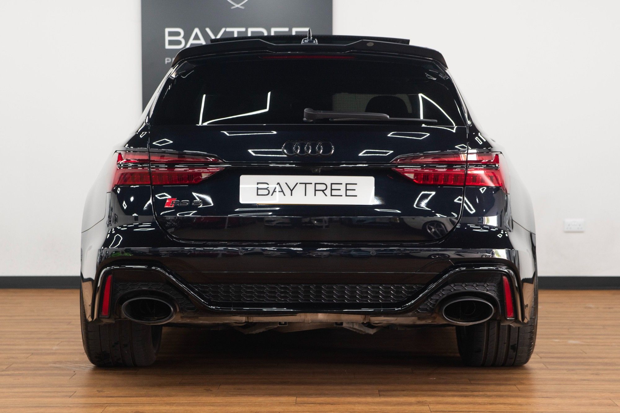 USED 2020 V AUDI RS6 AVANT 4.0 TFSI V8 Vorsprung Estate 