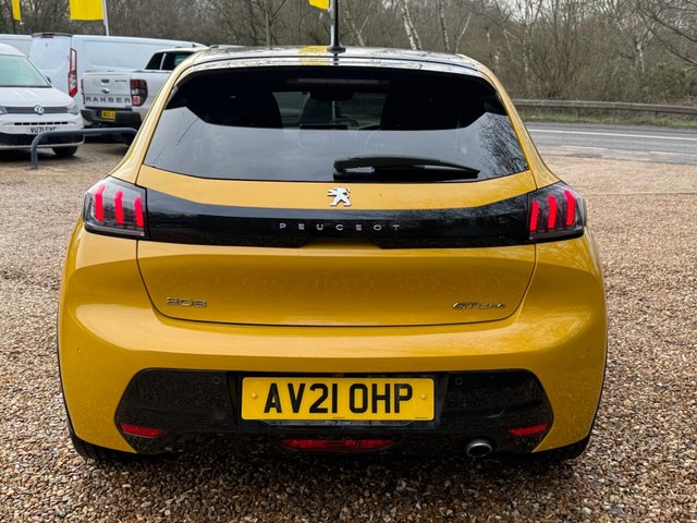 2021 PEUGEOT 208 - Photo 4