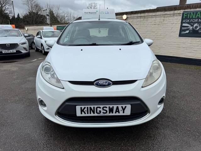 2012 FORD FIESTA 2012 1.4 TDCi DPF Zetec Hatchback 5dr Diesel Manual (104 g/km, 69 bhp)
        
          £20 TAX! ONLY 59K, 2 KEYS - Photo 2