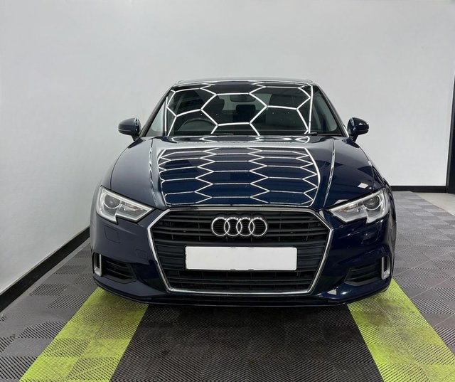 2017 AUDI A3 - Photo 4