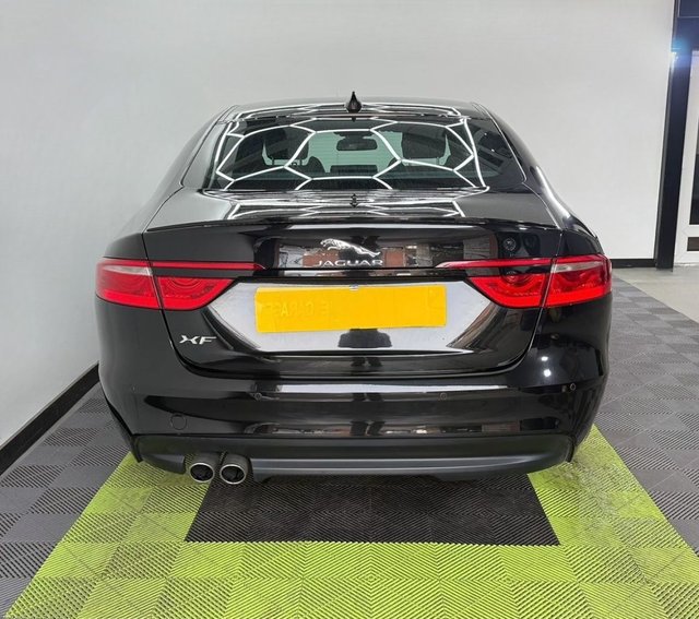 2016 JAGUAR XF - Photo 5