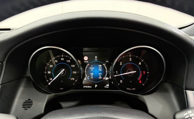 2016 JAGUAR XF - Photo 11