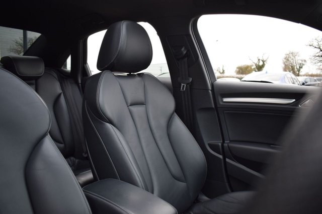 2018 Audi S3 2L Black Edition 4dr - Photo 5