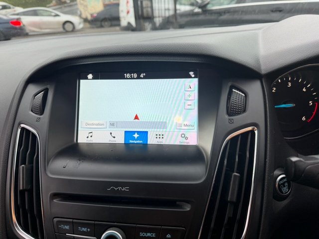 2017 Ford Focus - Photo 6