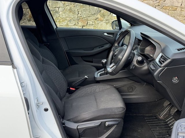2020 Renault Clio 1L Iconic 5dr - Photo 5