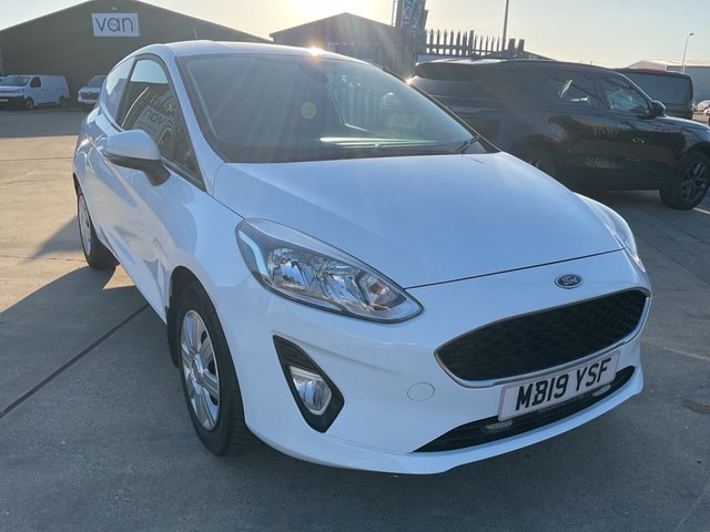 2019 FORD FIESTA VAN