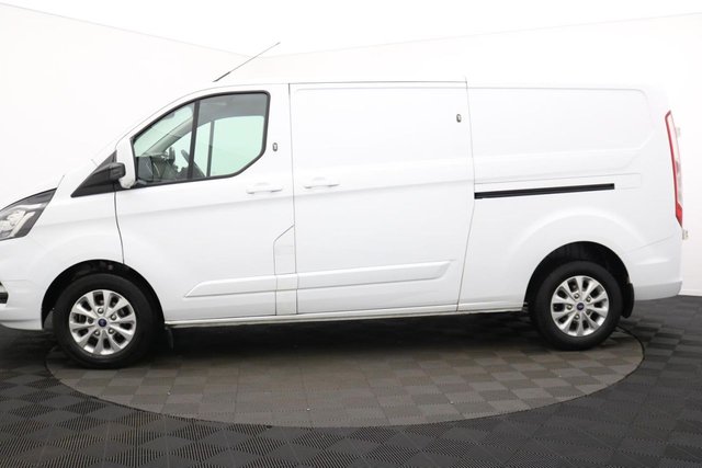 2021 Ford Transit Custom 2L Limited 5dr - Photo 8