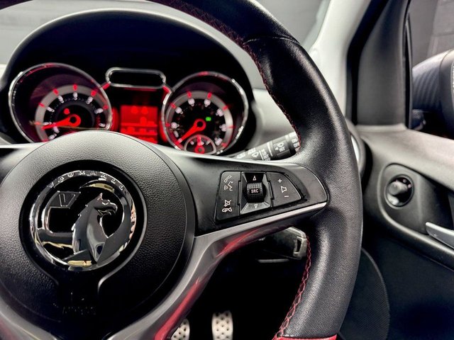 2016 VAUXHALL ADAM 1.4 16v SLAM Hatchback 3dr Petrol Manual Euro 5 (100 ps) - Photo 11