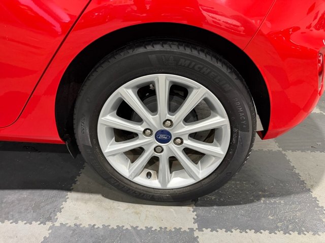 2019 FORD FIESTA 1.5 TDCi Titanium Hatchback 5dr Diesel Manual Euro 6 (s/s) (85 ps) - Photo 8