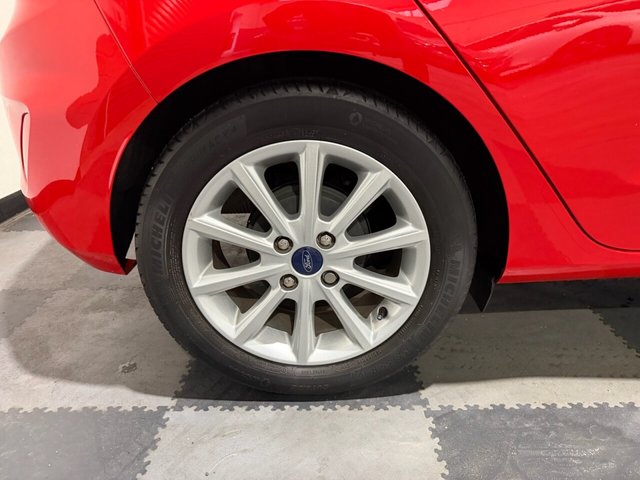 2019 FORD FIESTA 1.5 TDCi Titanium Hatchback 5dr Diesel Manual Euro 6 (s/s) (85 ps) - Photo 11