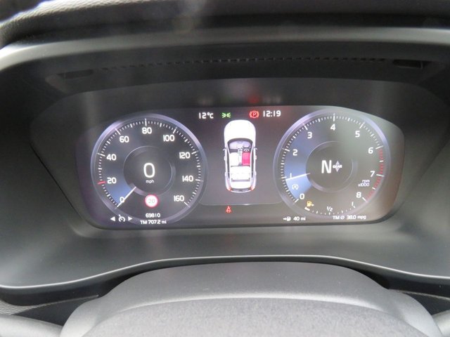 2021 VOLVO XC40 1.5 T3 R-Design SUV 5dr Petrol Manual Euro 6 (s/s) (163 ps) - Photo 11