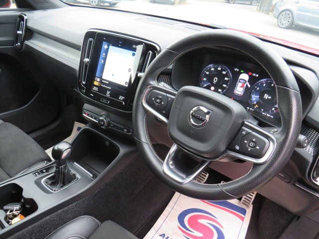 2021 VOLVO XC40 1.5 T3 R-Design SUV 5dr Petrol Manual Euro 6 (s/s) (163 ps) - Photo 5