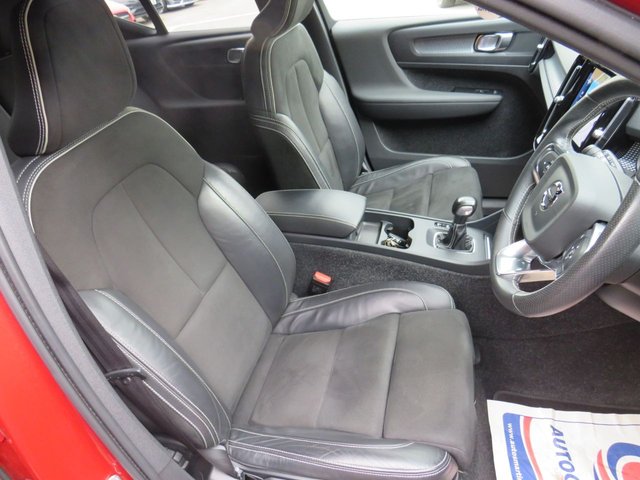 2021 VOLVO XC40 1.5 T3 R-Design SUV 5dr Petrol Manual Euro 6 (s/s) (163 ps) - Photo 6