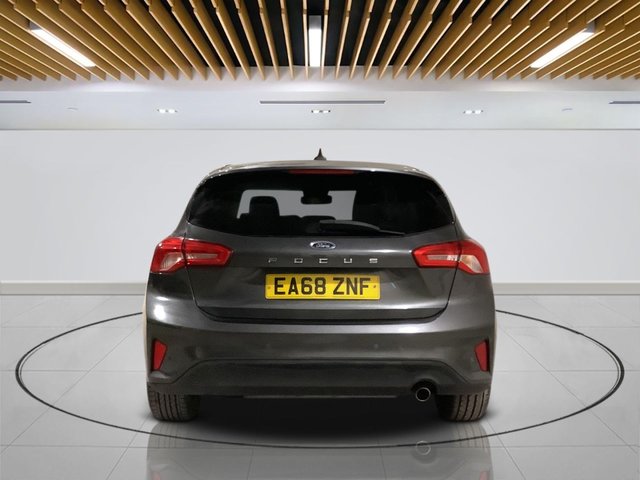 2018 Ford Focus - Photo 7