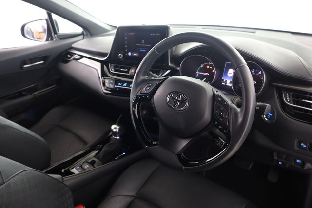 2023 Toyota C-HR - Photo 11