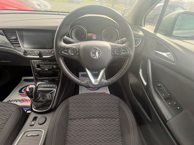 2018 VAUXHALL ASTRA - Photo 11