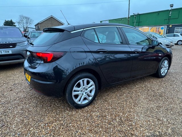 2016 VAUXHALL ASTRA 1.4i Design Hatchback 5dr Petrol Manual Euro 6 (100 ps) - Photo 7