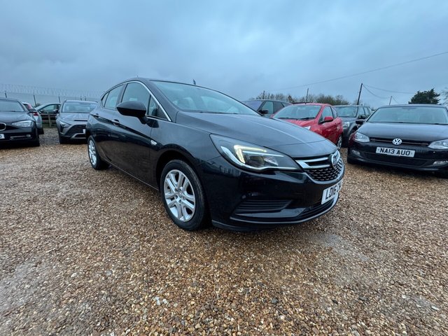 2016 VAUXHALL ASTRA 1.4i Design Hatchback 5dr Petrol Manual Euro 6 (100 ps) - Photo 10