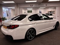 USED 2020 70 BMW 5 SERIES 2.0 520d MHT M Sport Saloon 4dr Diesel Hybrid Steptronic Euro 6 (s/s) (190 ps) UK DELIVERY FLAT FEE &pound;250 (SUBJECT TO DEAL) *OVER 100 IMAGES ON OUR WEBSITE*BESPOKE FINANCE ARRANGED*PART EXCHANGE WELCOME*ALL VEHICLES HPI CLEAR