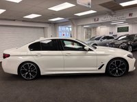 USED 2020 70 BMW 5 SERIES 2.0 520d MHT M Sport Saloon 4dr Diesel Hybrid Steptronic Euro 6 (s/s) (190 ps) UK DELIVERY FLAT FEE &pound;250 (SUBJECT TO DEAL) *OVER 100 IMAGES ON OUR WEBSITE*BESPOKE FINANCE ARRANGED*PART EXCHANGE WELCOME*ALL VEHICLES HPI CLEAR