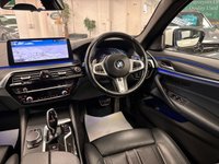 USED 2020 70 BMW 5 SERIES 2.0 520d MHT M Sport Saloon 4dr Diesel Hybrid Steptronic Euro 6 (s/s) (190 ps) UK DELIVERY FLAT FEE &pound;250 (SUBJECT TO DEAL) *OVER 100 IMAGES ON OUR WEBSITE*BESPOKE FINANCE ARRANGED*PART EXCHANGE WELCOME*ALL VEHICLES HPI CLEAR