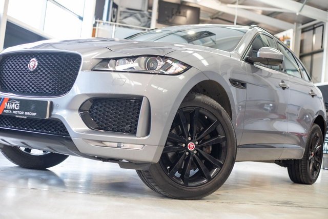 2020 Jaguar F-Pace 2L Chequered Flag 5dr - Photo 6