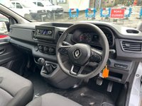 USED 2022 72 RENAULT TRAFIC 2.0 dCi Blue LL30 Business Panel Van 5dr Diesel Manual L2 H1 Euro 6 (s/s) (130 ps) 