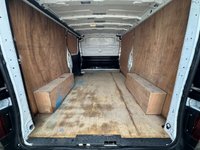 USED 2022 72 RENAULT TRAFIC 2.0 dCi Blue LL30 Business Panel Van 5dr Diesel Manual L2 H1 Euro 6 (s/s) (130 ps) 