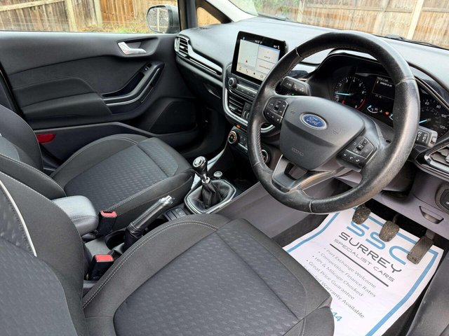 2018 Ford Fiesta - Photo 5