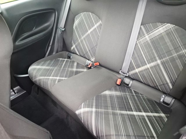 2015 VAUXHALL CORSA - Photo 9