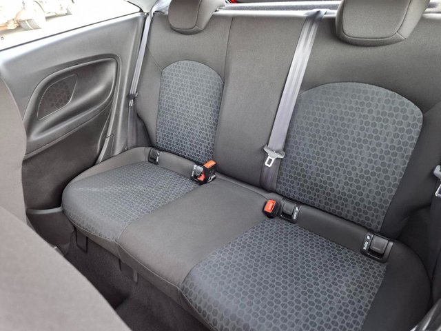 2015 VAUXHALL CORSA - Photo 9