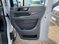 USED 2020 69 VOLKSWAGEN CRAFTER 2.0 TDI CR35 Trendline Panel Van 5dr Diesel Manual FWD MWB Euro 6 (s/s) (140 ps) A/C-nav-sensors-bluetooth
