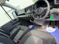 USED 2021 21 VOLKSWAGEN CRAFTER 2.0 TDI CR35 Trendline Panel Van 5dr Diesel Manual FWD MWB Euro 6 (s/s) (140 ps) A/C-sensors-racking / p inverter