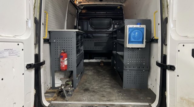 2021 Volkswagen Crafter 2L Trendline 5dr - Photo 2
