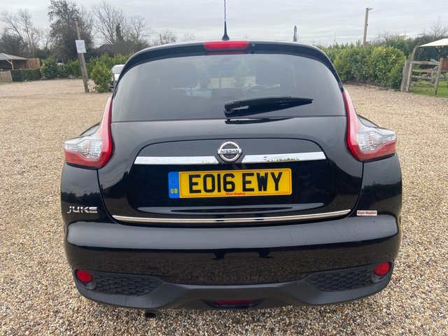 2016 NISSAN JUKE 1.2 DIG-T N-Connecta SUV 5dr Petrol Manual Euro 6 (s/s) (115 ps) - Photo 5