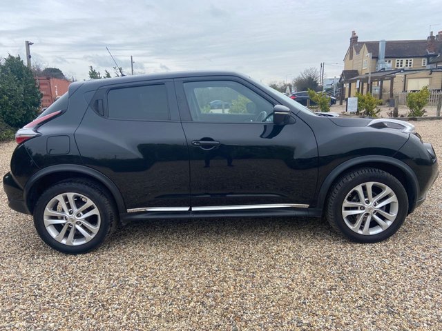 2016 NISSAN JUKE 1.2 DIG-T N-Connecta SUV 5dr Petrol Manual Euro 6 (s/s) (115 ps) - Photo 7