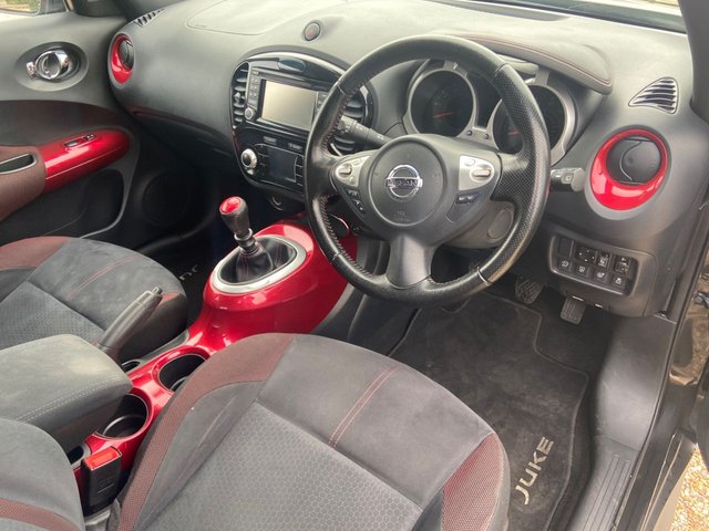 2016 NISSAN JUKE 1.2 DIG-T N-Connecta SUV 5dr Petrol Manual Euro 6 (s/s) (115 ps) - Photo 10