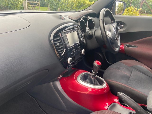 2016 NISSAN JUKE 1.2 DIG-T N-Connecta SUV 5dr Petrol Manual Euro 6 (s/s) (115 ps) - Photo 11