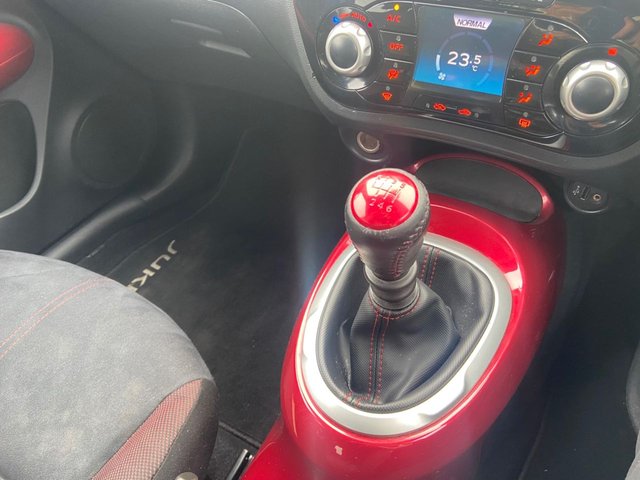 2016 NISSAN JUKE 1.2 DIG-T N-Connecta SUV 5dr Petrol Manual Euro 6 (s/s) (115 ps) - Photo 12