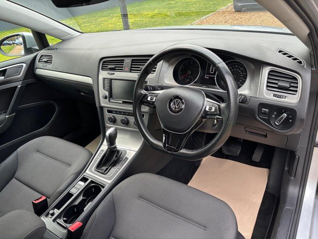 2016 VOLKSWAGEN GOLF - Photo 2