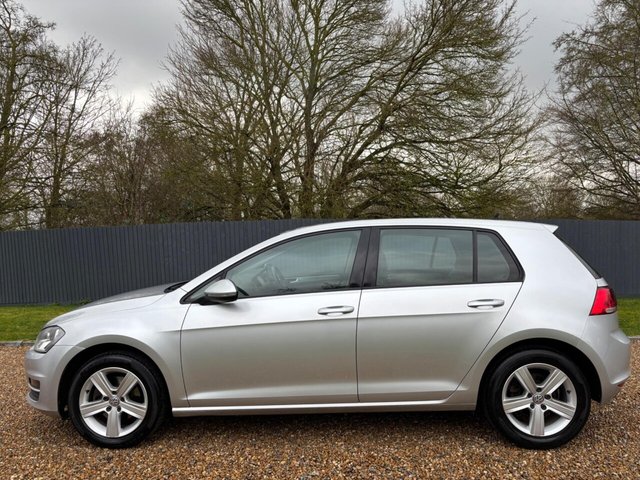 2016 VOLKSWAGEN GOLF - Photo 5